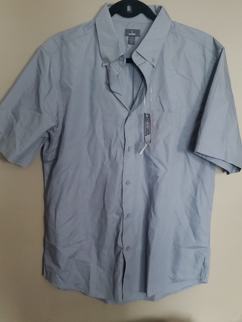 Elevate Men’s Light Gray Short Sleeve Button-Down Shirt Size Medium